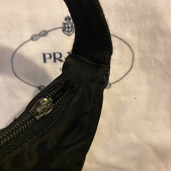 🛍SOLD🛍 PRADA Nylon Bag - Picture 5 of 8